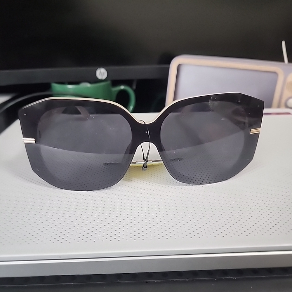 Foster Grant Black and Gold Sunglasses